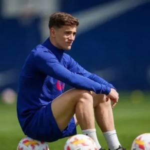 开云体育下载-马卡：加维开始进行场地训练，约10天后将重新随队训练