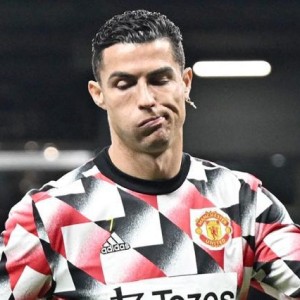 开云体育下载-葡媒：葡萄牙队不该再围绕C罗打 他该为团队奉献